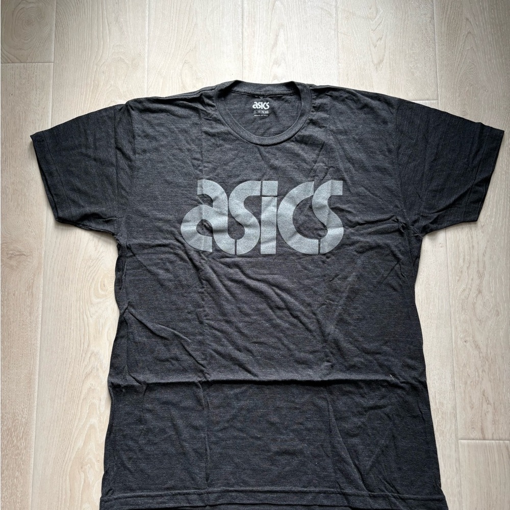 ASICS Men's Charcoal Gray Tee NWOT